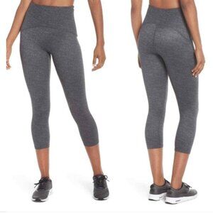 Spanx active Capri Leggings